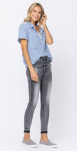 Load image into Gallery viewer, Judy Blue Jeans - Heavy Sand - Released Hem - Grey