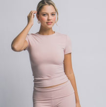 Load image into Gallery viewer, Fitted Short-Sleeve Active Top