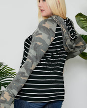 Load image into Gallery viewer, Striped/Camo Colorblock Double Hoodie