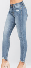 Load image into Gallery viewer, Judy Blue Jeans - Hi-Waist Skinny - Destroyed Hem