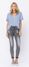 Load image into Gallery viewer, Judy Blue Jeans - Heavy Sand - Released Hem - Grey