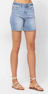 Judy Blue Shorts - Mid Length